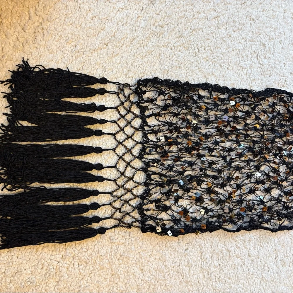 Black Sequin Knit Scarf - Picture 3 of 8